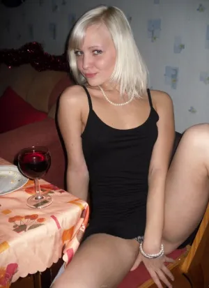 проститутка Лора, 23, Курск